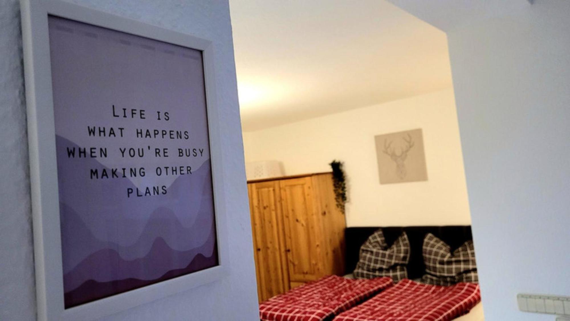 Wohlfuehl-Ferienwohnung Mit Tiefgarage Im Gruenen Oberhof  Buitenkant foto